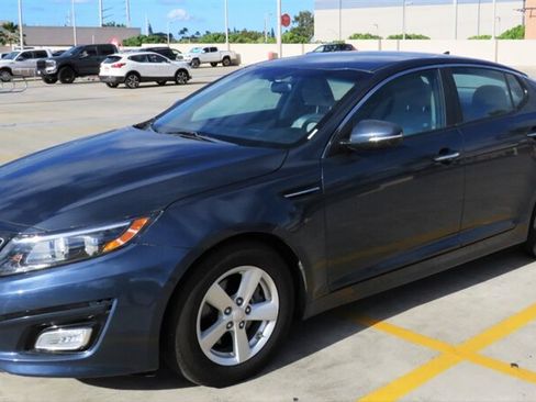 Used 2015 Kia Optima LX FWD image 1