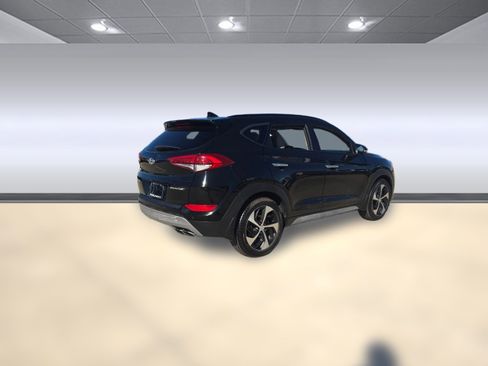Used 2017 Hyundai Tucson Limited w/ Limited Ultimate Package 03 image 7