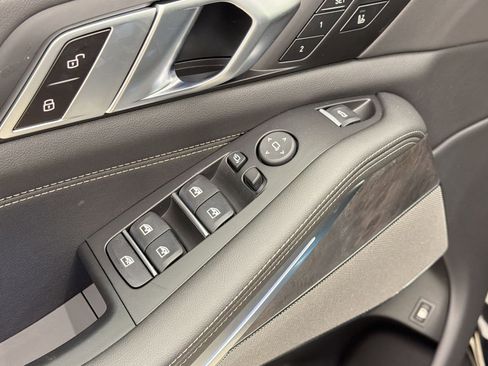 New 2026 BMW X5 xDrive50e AWD/4WD image 19