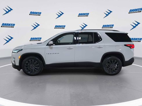 Used 2023 Chevrolet Traverse RS image 5