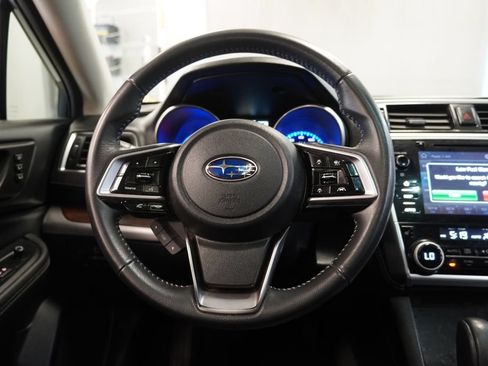 Used 2018 Subaru Outback 3.6R Limited AWD/4WD image 22