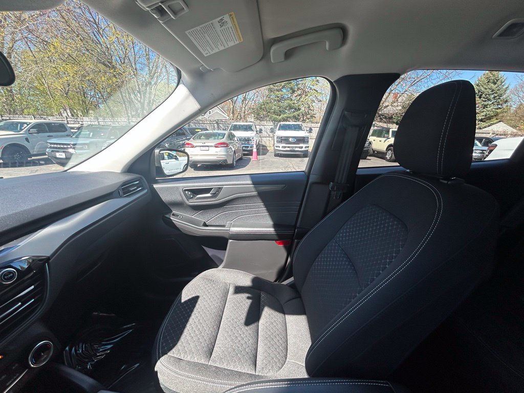 Used 2024 Ford Escape Active AWD/4WD image 22