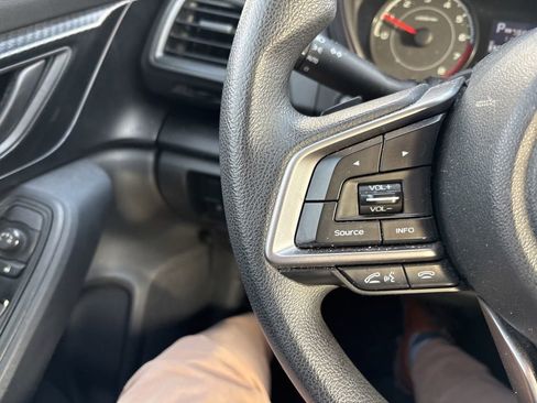 Used 2018 Subaru Impreza 2.0i Premium image 36