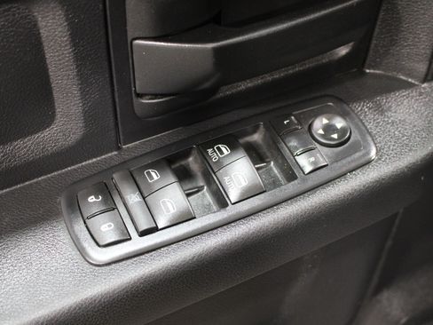 Used 2016 RAM 1500 Tradesman w/ Popular Equipment Group RWD image 7