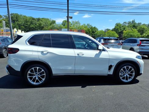 Used 2025 BMW X5 xDrive40i w/ Premium Package AWD/4WD image 8