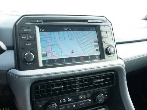 Used 2020 Nissan GT-R Premium image 16