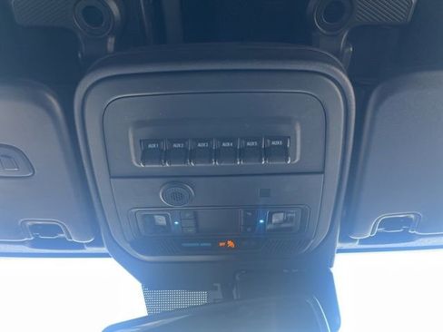 Used 2024 Ford Bronco Wildtrak image 32