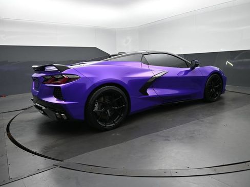 Used 2021 Chevrolet Corvette Stingray Preferred Conv w/ Z51 Performance Package RWD image 10