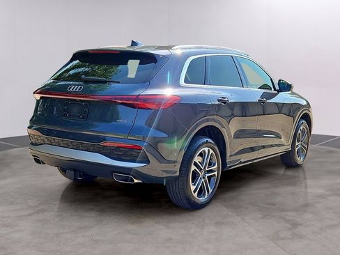 Certified 2025 Audi Q5 Premium w/ Premium Plus AWD/4WD image 7