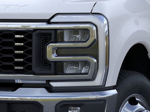 New 2026 Ford F350 Lariat w/ Lariat Ultimate Package AWD/4WD image 18