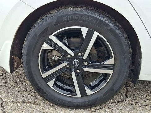 Used 2024 Nissan Sentra SV w/ Lighting Package image 8