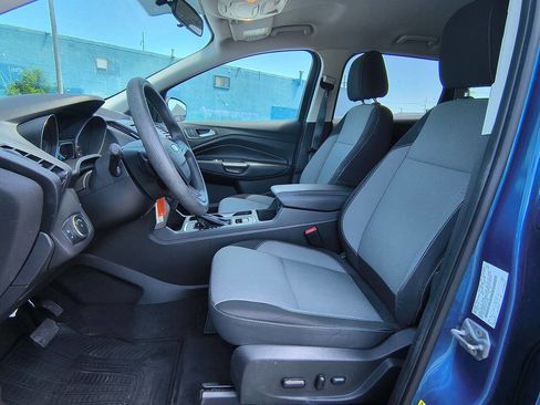 Used 2017 Ford Escape SE AWD/4WD image 10