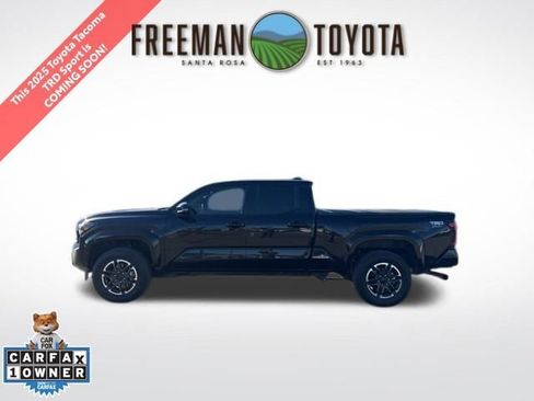 Used 2025 Toyota Tacoma SR image 1