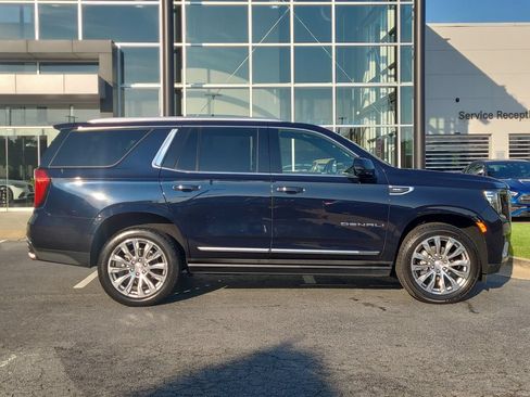 Used 2023 GMC Yukon Denali RWD image 2