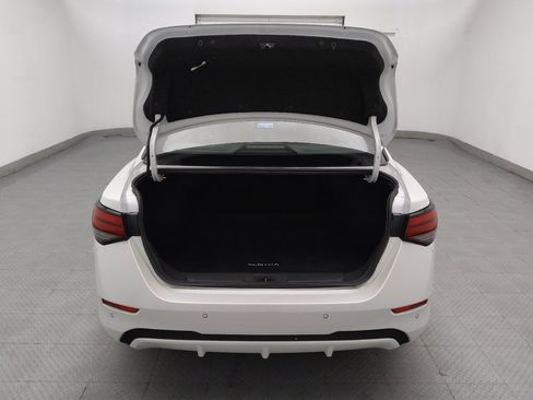 Used 2024 Nissan Sentra SV FWD image 29