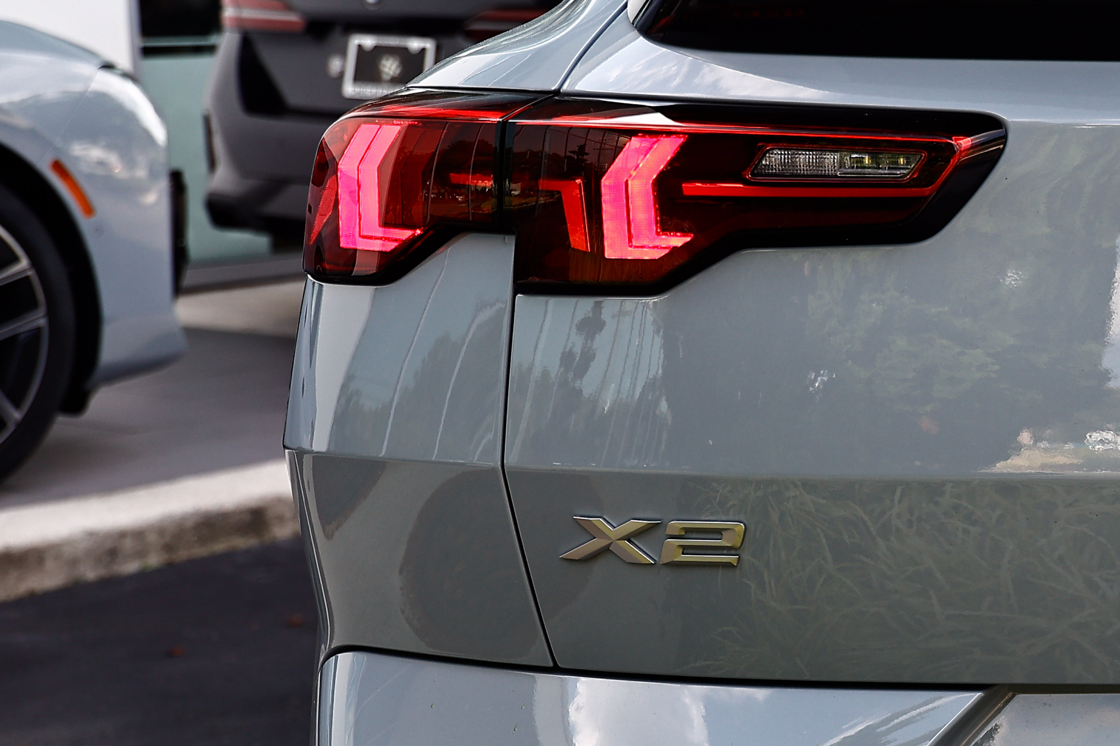 New 2027 BMW X2 xDrive28i AWD/4WD image 15