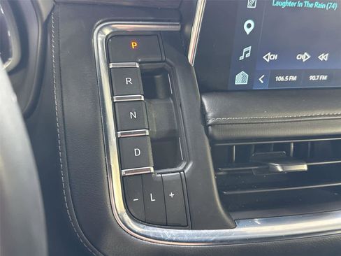 Used 2023 Chevrolet Tahoe LT w/ Luxury Package AWD/4WD image 21