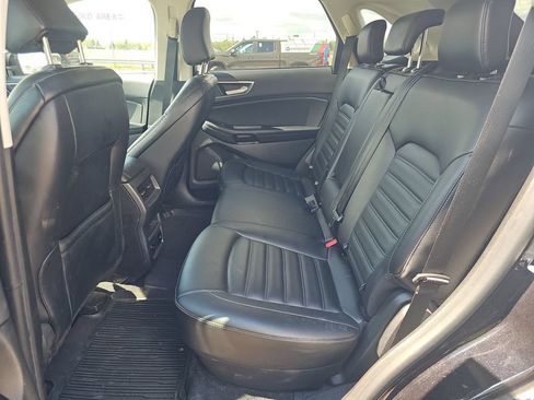 Used 2023 Ford Edge SEL w/ Convenience Package AWD/4WD image 6