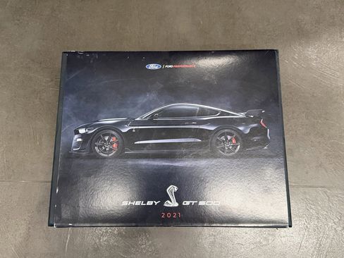 Used 2021 Ford Mustang Shelby GT500 w/ Technology Package image 46