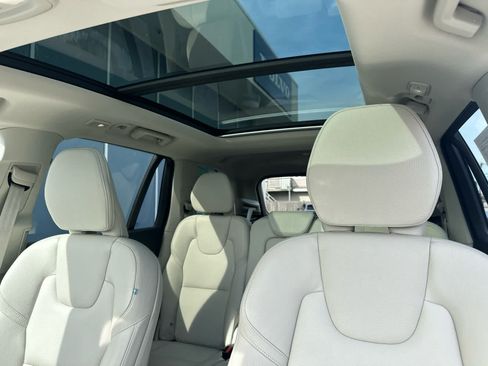 Used 2023 Volvo XC90 B5 Plus w/ Protection Package AWD/4WD image 6