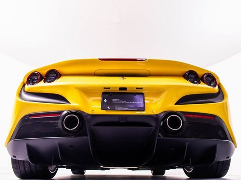 Certified 2022 Ferrari F8 Tributo image 24