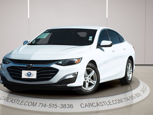 Used 2022 Chevrolet Malibu LS FWD image 1