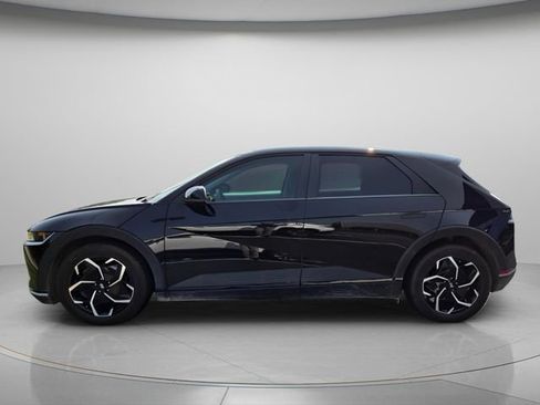 Certified 2024 Hyundai Ioniq 5 SE RWD image 8