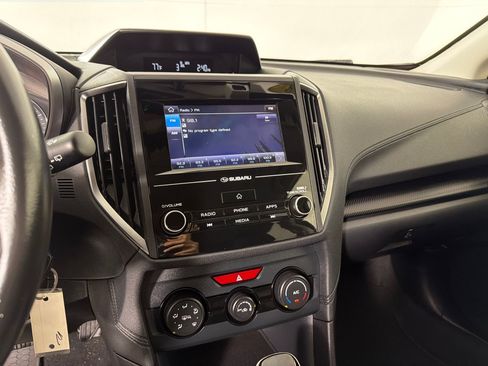 Used 2018 Subaru Crosstrek 2.0i Premium AWD/4WD image 16