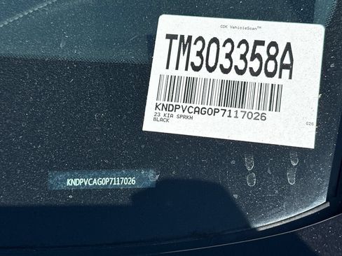 Used 2023 Kia Sportage EX AWD/4WD image 8