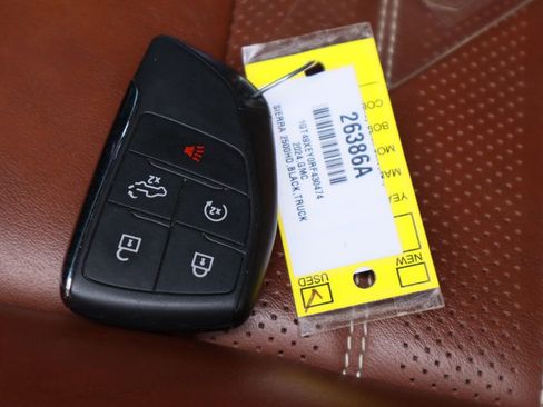 Used 2024 GMC Sierra 2500 Denali Ultimate w/ Max Trailering Package image 36