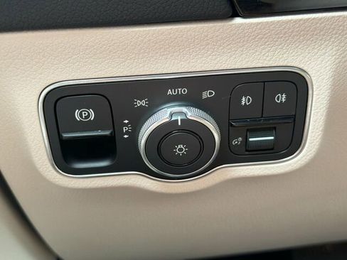 Certified 2022 Mercedes-Benz GLA 250 image 33