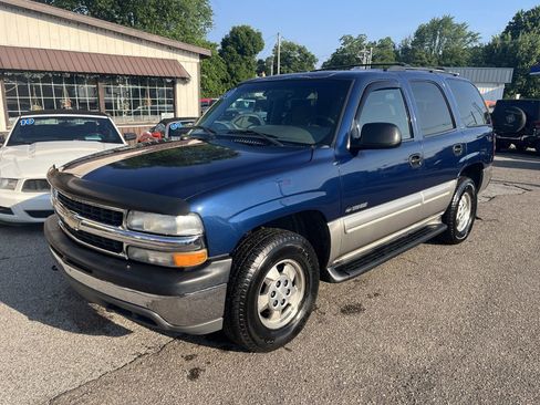 Used 2000 Chevrolet Tahoe LS w/ LS Preferred Equipment Group image 2