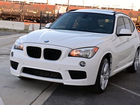 Used 2014 BMW X1 xDrive28i image 1