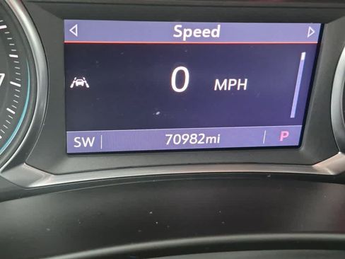Used 2021 Chevrolet Equinox Premier w/ Redline Edition AWD/4WD image 17