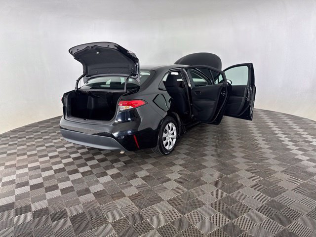 Used 2024 Toyota Corolla LE FWD image 14