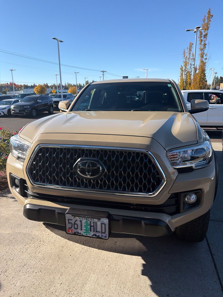 Certified 2019 Toyota Tacoma TRD Off-Road w/ Technology Package AWD/4WD image 1