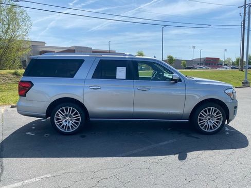 Used 2023 Ford Expedition Max Platinum AWD/4WD image 8