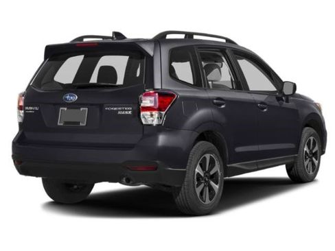 Used 2018 Subaru Forester 2.5i Premium AWD/4WD image 6