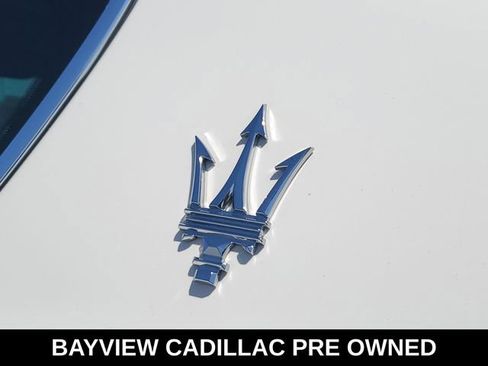 Used 2022 Maserati Levante GT AWD/4WD image 13