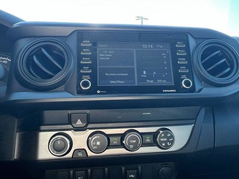 Used 2021 Toyota Tacoma SR image 20