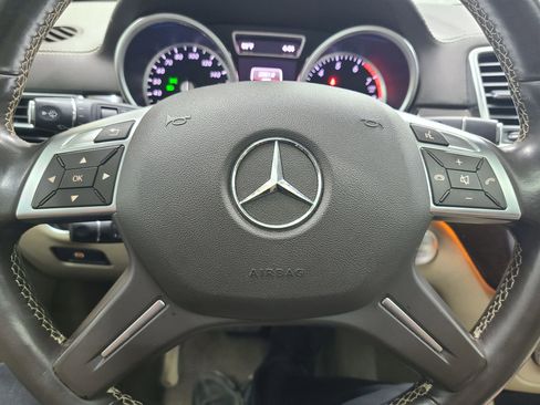 Used 2016 Mercedes-Benz GL 450 GL 450 4MATIC Sport Utility 4D image 26