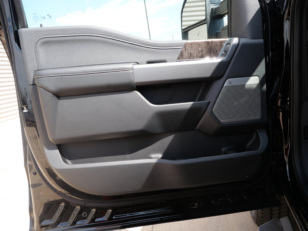 New 2026 Ford F350 Lariat w/ Black Appearance Package AWD/4WD image 18