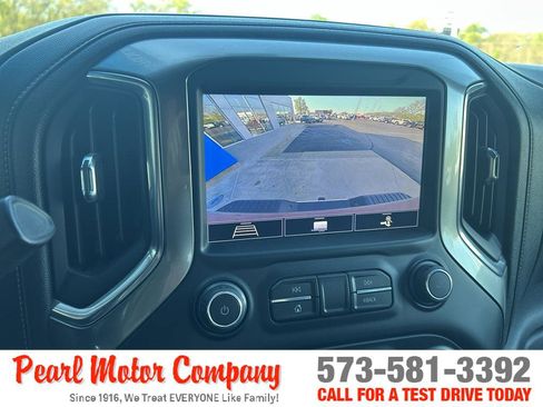 Used 2020 Chevrolet Silverado 2500 LTZ w/ LTZ Plus Package image 17