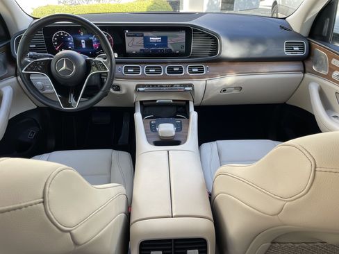 Certified 2024 Mercedes-Benz GLE 450 4MATIC image 24