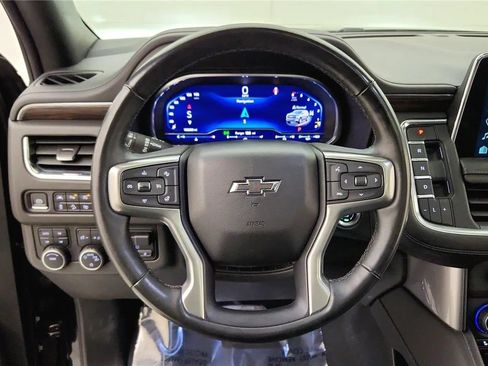 Used 2023 Chevrolet Tahoe Z71 w/ Luxury Package AWD/4WD image 39