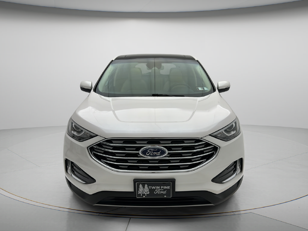 Used 2019 Ford Edge SEL w/ Equipment Group 201A AWD/4WD image 2