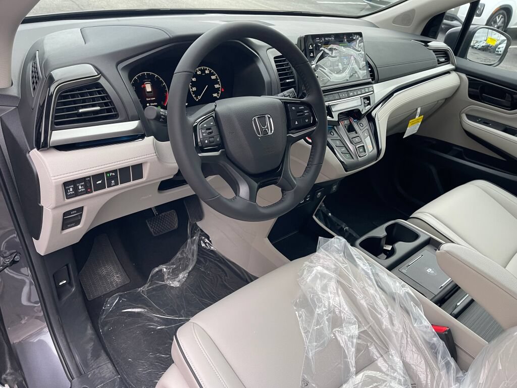 New 2027 Honda Odyssey Touring image 6