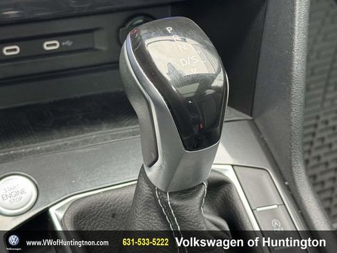 Certified 2023 Volkswagen Tiguan SE R-Line image 28