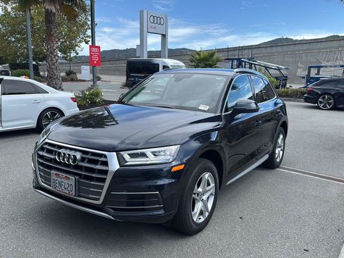 Used 2018 Audi Q5 2.0T Premium Plus w/ Premium Plus Package AWD/4WD image 1