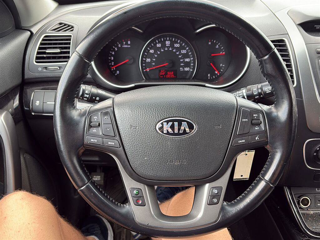 Used 2015 Kia Sorento LX FWD image 9